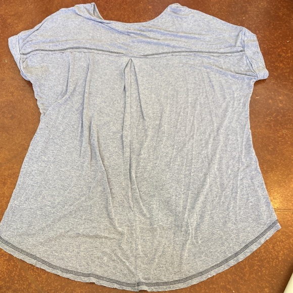 GUC Women’s easel Shirt Lot Sz S - Picture 8 of 16